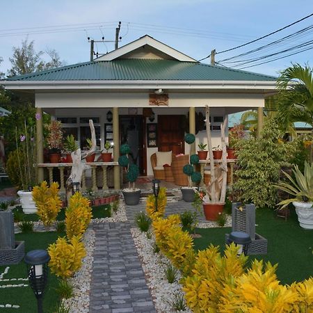 Leo'S Petit Villa Annex Praslin Dış mekan fotoğraf